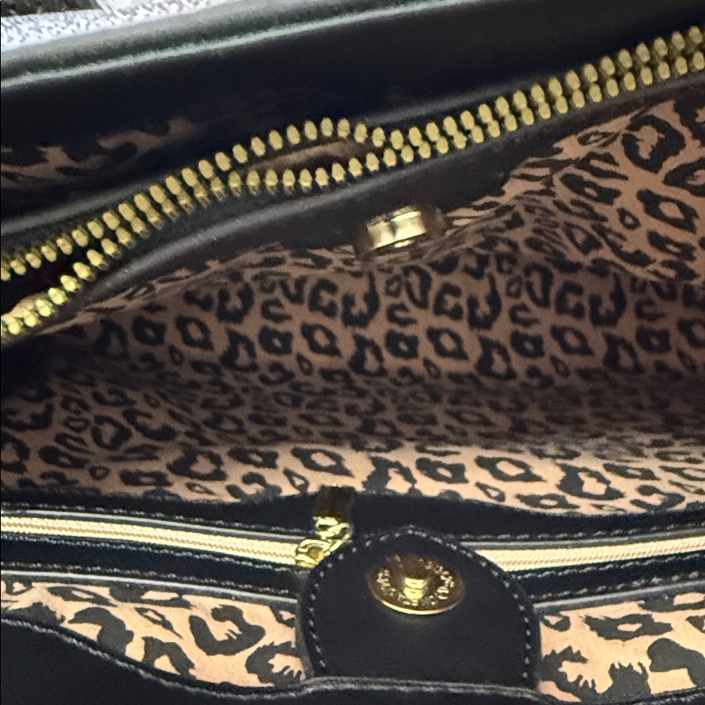 Brown Geometric Tote Bag - Picture 8 of 9
